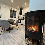 Cosy Flat In Near & Center Apartmán Pärnu