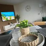 Cosy Flat In Near & Center Pärnu