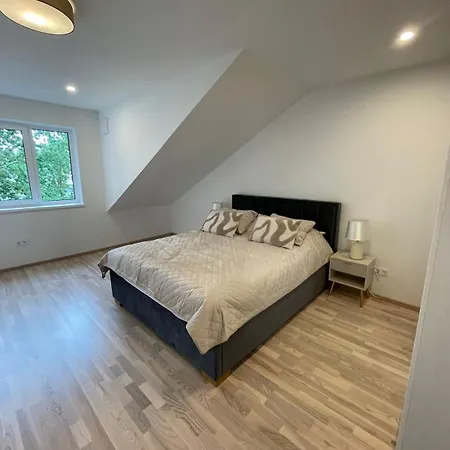 Apartment Cosy Flat In Near & Center *