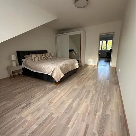 Apartment Cosy Flat In Near & Center *