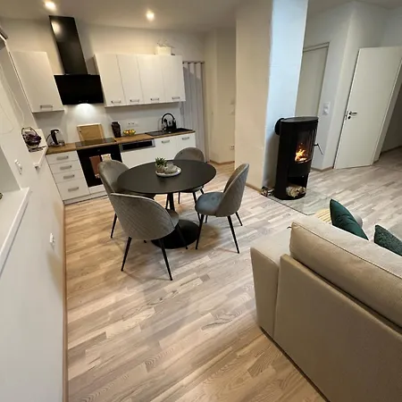 Cosy Flat In Near Beach&center *