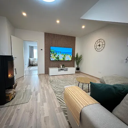 Cosy Flat In Near & Center パルヌ
