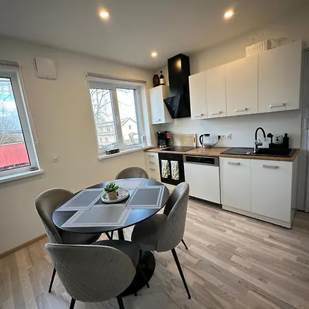 Cosy Flat In Near & Center بارنو