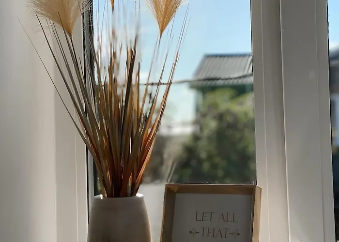 Cosy Flat In Near & Center Apartment *