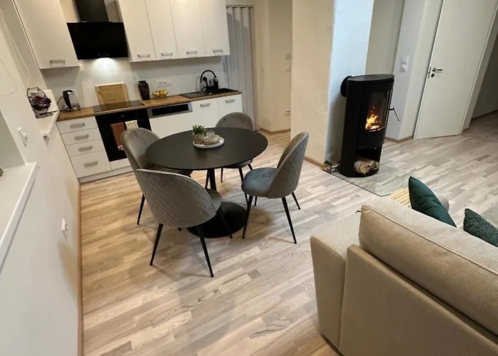 Cosy Flat In Near & Center *